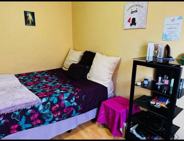 2 BEDROOM HOUSE FOR SALE IN KENILWORTH